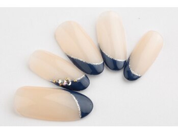 エムスラッシュ フィール 東戸塚店(M.SLASH)/上品フレンチネイル