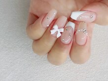 プティ アイビューティ 北浜店(peTiT eyebeauty)/フレンチネイル　ワンホン　