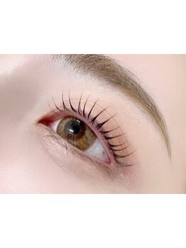 ナチュラル上品な目元にしたい