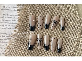 リボン＆フレンチネイル