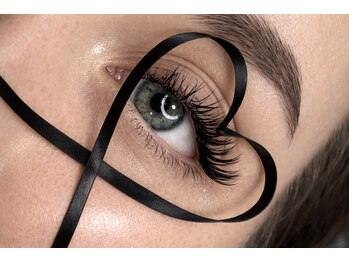 メイスボニータ(maisbonita)の写真/やりすぎないのにちゃんと可愛い♪“ちょうどいい垢抜け”を叶えるまつ毛パーマ・マツエクをご提案します！