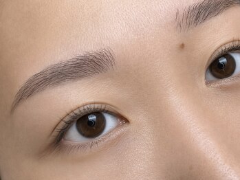 アールプラス 新宿(ar+)の写真/眉毛のプロに任せてワンランク上の印象に☆人気NO.1【美眉スタイリング】アイブロウWAX￥3,700！【新宿】