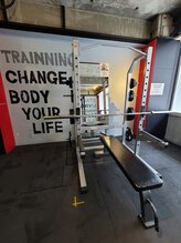 クルー ジム24(CREW GYM24)/ベンチプレスに最適ハーフラック