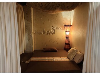 イオリ 紺屋町店(IORI)の写真/日常の疲れを、解きほぐす。