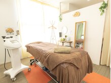 オハナ 青葉台(OHANA)の雰囲気(明るい店内)