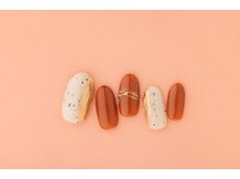 ヴァンネイル(VINGT NAIL nail&eye beauty)/秋にびったり赤×ゴールドネイル