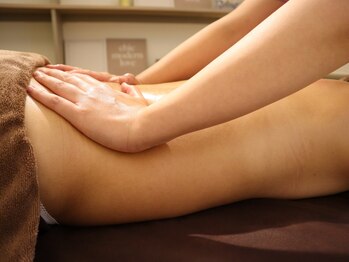 カルナ(carna)の写真/完全個室のプライベートサロン★腰痛や肩こりのお悩みはcarnaにお任せ♪深層筋リンパマッサージ60分¥6,000