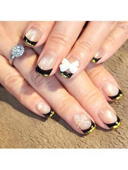 サヴァ アイラッシュアンドネイル(sava)/【黒フレンチ×白リボン】