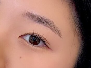 B-THREE LASH 長崎の写真/【好印象な目元はナチュラルキレイがマスト☆】自まつげを活かした、どんな目元にも似合う王道スタイルに◇