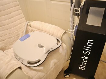 銀座ナチュラル スタイル (Natural Style)/骨盤底筋マシンで健康をサポート