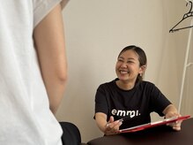 木陰の雰囲気（一人一人に寄り添い、お客様に合った施術をご提案いたします♪）