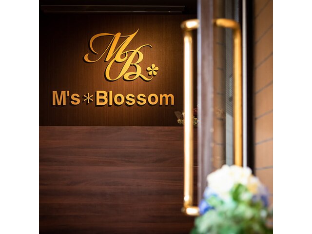 Nailsalon&school　　M's＊Blossom