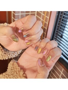 トップノッチネイルズ(TOP NOTCH NAILS)/華やかなレインボーマグネイル♪