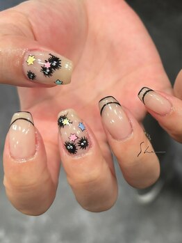 シー(SHE)/キャラクターネイル