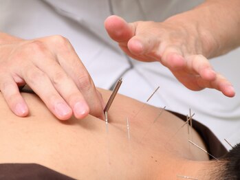 よし鍼灸接骨院 南堀江院/