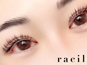 ラシル 四日市店(racil)の写真/最先端技術【&healthy】導入!LED×パーマで究極の密着感◎自まつ毛が伸びたような自然な仕上がり♪