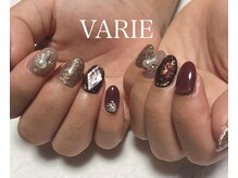 ヴァリエ(VARIE)/宝石ネイル