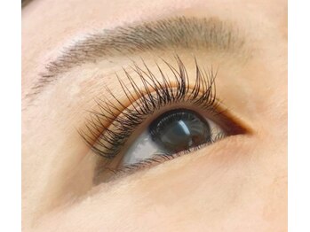 ブルーミン(Bloomin')/レーザーラッシュデザイン