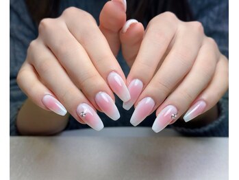 メオネイル(MEO NAIL)/ふんわりチークネイル