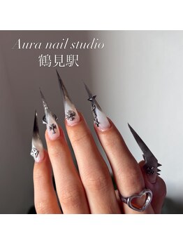 アウラネイルスタジオ 鶴見(Aura Nail Studio)の写真/【チップ長さだし・持ち込みデザイン特化♪】鶴見駅スグ！モチ◎デザイン◎コスパ◎駅チカサロンOPEN！