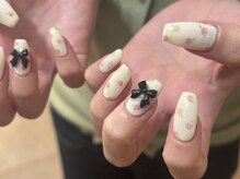 アイネイルズ 天神今泉店(I-nails)/【mami.i】手描きバラネイル