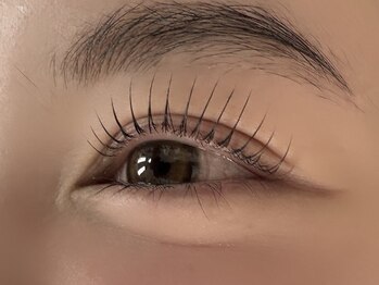 シャルルー(chaleureux)の写真/【上向きまつげをキープ◇】理想の可愛いまつげを保ち,圧倒的持続力を叶える♪