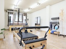 レグリス(Reglisse)/最新ピラティスマシン完備