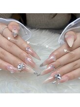 ミハナ(MIHANA )/ゴージャスデザイン