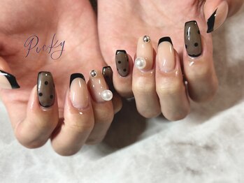 ピッキー(Picky)/シースルードットネイル