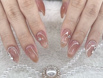 シュシュ(ChouChou)の写真/つい手元を見つめたくなる♪貴方だけのとっておきのネイルをご提案！好感度UPしたい大切なイベント前にも◎