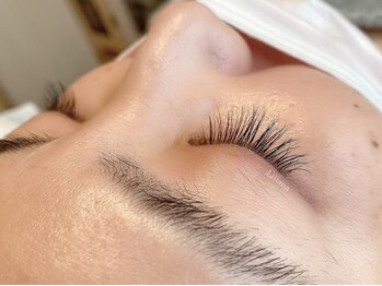 アイラッシュサロン リリアーナ(eyelashsalon Liliana)/ナチュラル