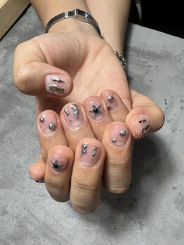 メタリックネイル