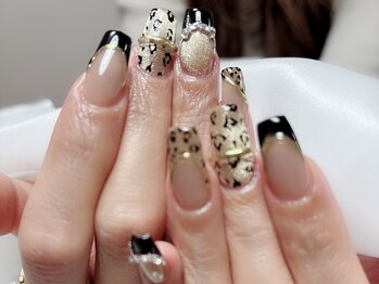 個性派ネイル