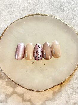 RICHELLE Design Collection