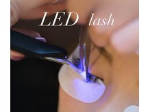 ナーズ アイラッシュ アンド アイブロウ バイ メディカルサロン(NAZ)の雰囲気（持続力と安定感を重視したLED。ストレスフリーで忙しい方にも◯）