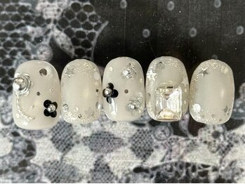 ジェミーネイル エビス(Jemiy nail ebisu)/マグホロ花ビジュー10480yen