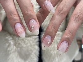 キラキラ春ネイル