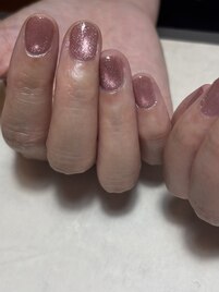 短い爪を綺麗に見せるマグネット