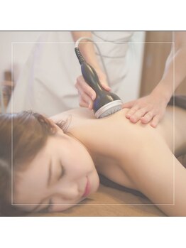 リス(LYS)の写真/【経験値の高いハンドテクニック★】結果を追求したい花嫁様に！"痩身×姿勢矯正"で理想の自分に導きます♪