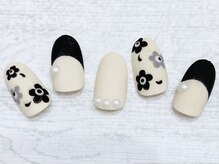 ビーネイルズ(BeNails)/定額ゴージャスコース11,000円