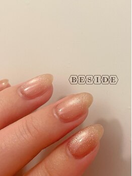 ビサイドネイルアート(BESIDE NAIL Art)の写真/春のトレンド多数♪最旬ネイルもBESIDEにお任せ★美しいデザイン・フォルムに定評有り!!大人女性にお勧め◎