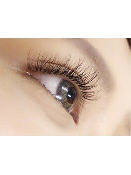 ボリュームのある目元にしたい