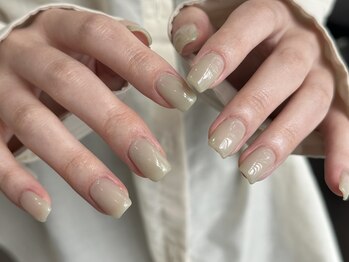 エティル(Etel atelier)の写真/【デビュー間近のネイリストによるJr.ネイリストクーポン配信中♪】ワンカラー/グラデーション￥3500～◎
