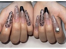 レオネイル(Leo nail)/レオパードネイル
