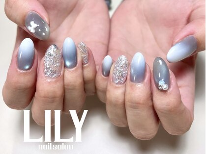 リリー(LILY)の写真