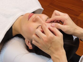 道下カイロプラクティック整体院/目~頭がすっきりする施術