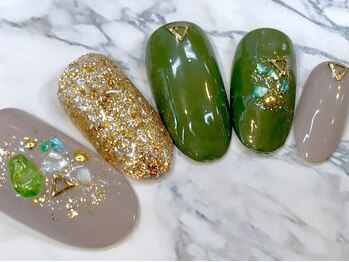 ビービーネイル(BB)/天然石とキラキラネイル