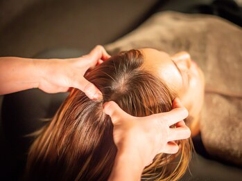 クオリア(Qualia)/百会というツボを押していきます