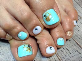 ターコイズブルーフット