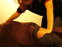 スマイルハンド 大阪駅前第2ビル店/腰脚ストレッチ